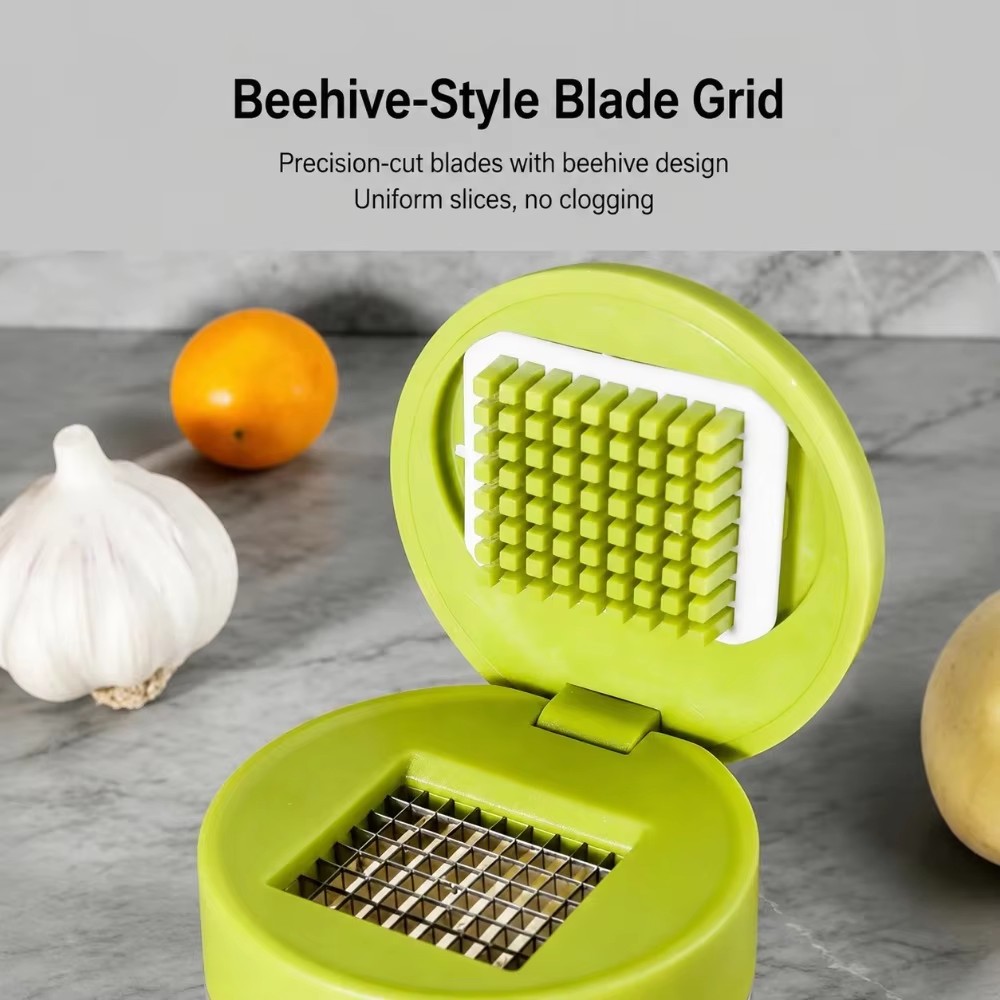 1PC Multifunctional Garlic Press Manual Mincer,PET and Stainless Steel Garlic Slicer Handheld Ginger Masher with Storage Case