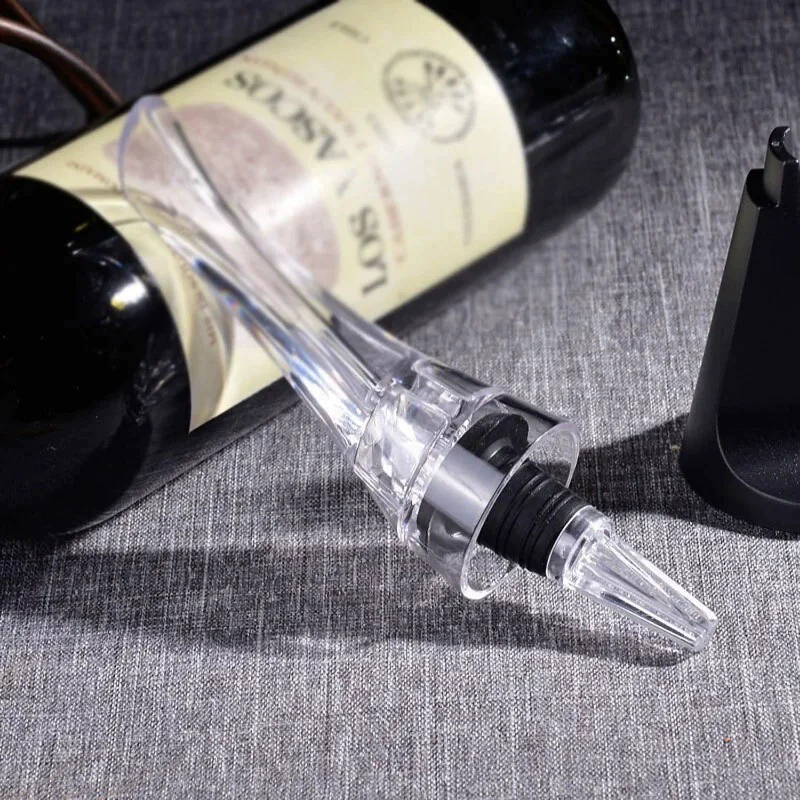 1pcs Magic Wine Decanter Wine Aerating Pourer Spout Decanter Wine Aerator Quick Aerating Pouring Tool Pump Portable Filter