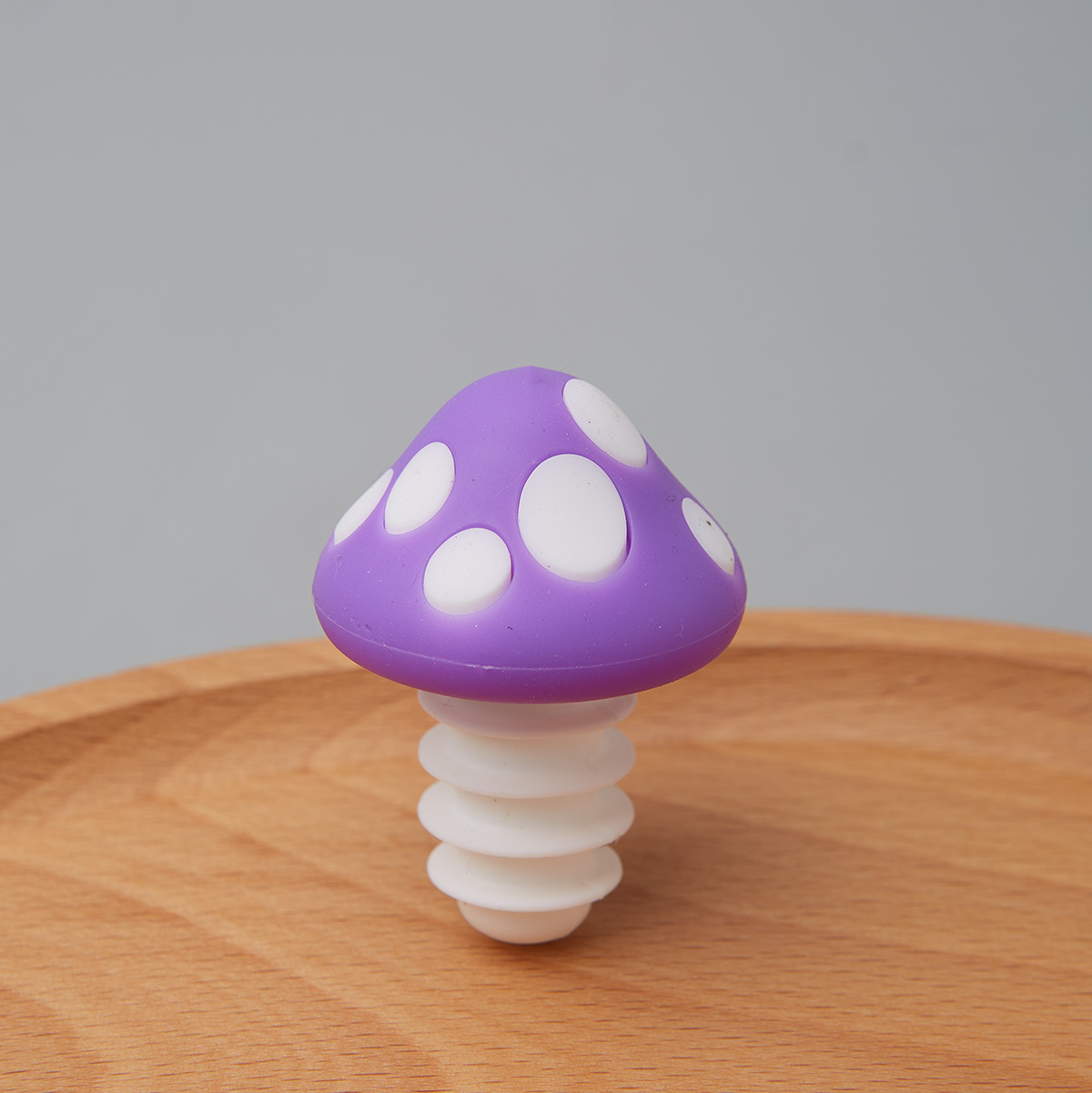 1Pc Mushroom Shaped Silicone Wine Bottle Stopper Holiday Leak Proof Cap for Glass Bottles Kitchen Gadget Sealing Lid