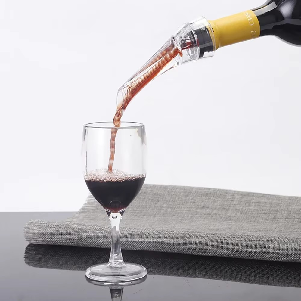 1pcs Magic Wine Decanter Wine Aerating Pourer Spout Decanter Wine Aerator Quick Aerating Pouring Tool Pump Portable Filter