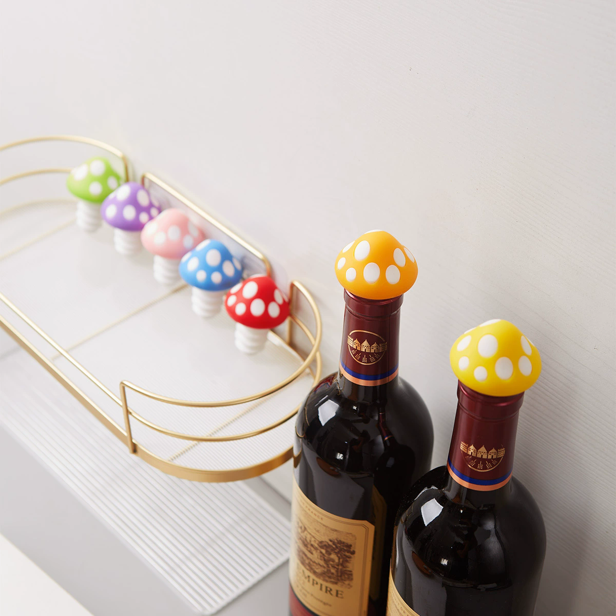 1Pc Mushroom Shaped Silicone Wine Bottle Stopper Holiday Leak Proof Cap for Glass Bottles Kitchen Gadget Sealing Lid