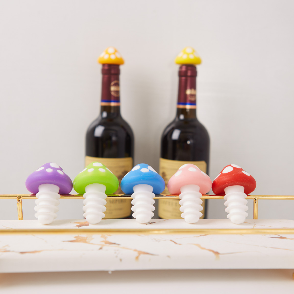 1Pc Mushroom Shaped Silicone Wine Bottle Stopper Holiday Leak Proof Cap for Glass Bottles Kitchen Gadget Sealing Lid