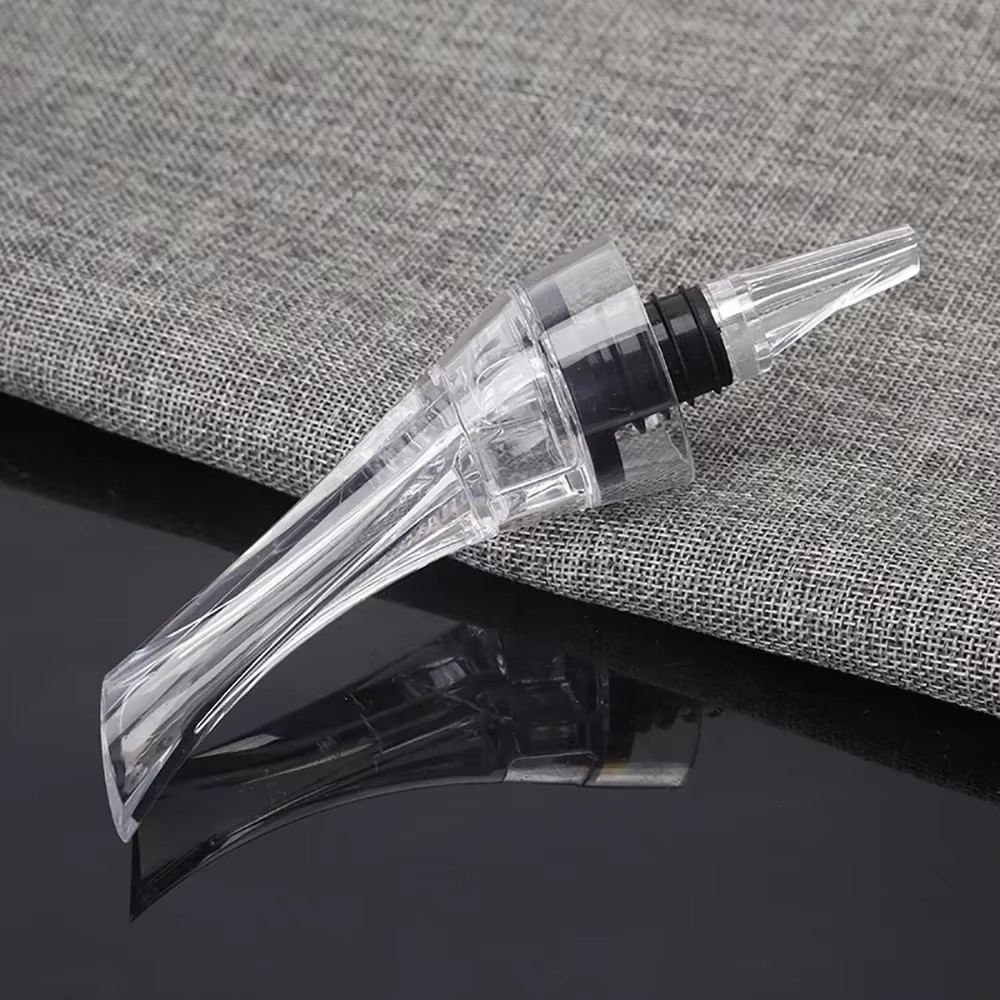 1pcs Magic Wine Decanter Wine Aerating Pourer Spout Decanter Wine Aerator Quick Aerating Pouring Tool Pump Portable Filter