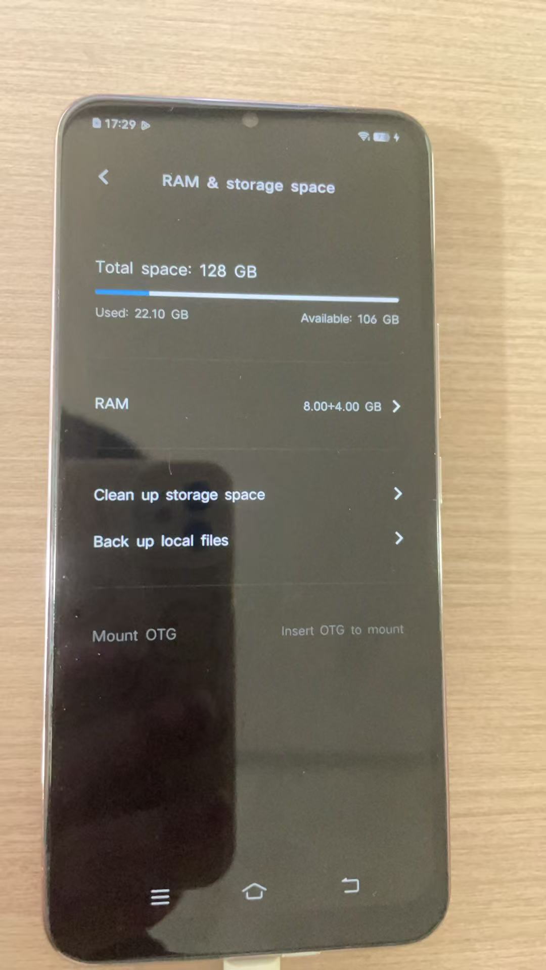 Refurbished vivo Vivos6 supports facial recognition. The front-facing camera has 32 million pixels, while the rear camera has 48 million pixels. Fingerprint unlocking is not supported RAM8+4G