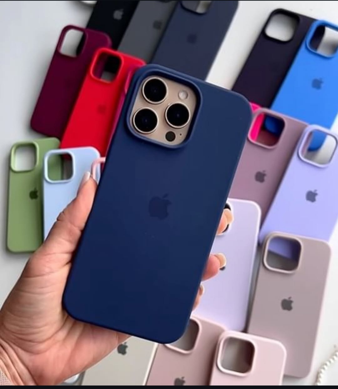 Apple iPhone 13 / 13 Pro / 13 Pro Max Premium Liquid Silicone Case – Slim Shockproof Cover
