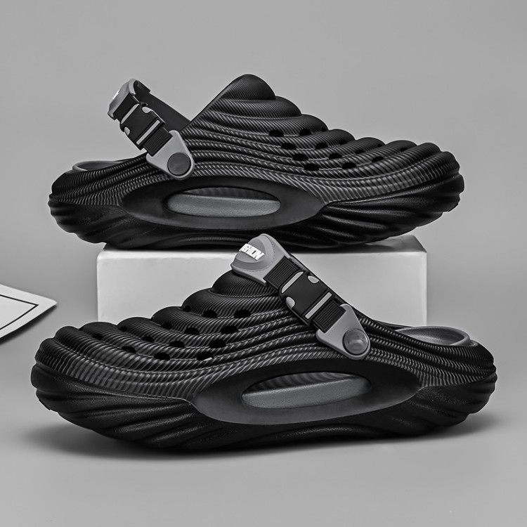 Men EVA Clogs Breathable Platform Water Shoes Closed Toe Lightweight Garden Beach Sandals Casual Outdoor Slippers