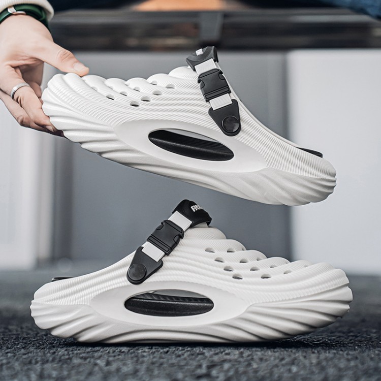 Men EVA Clogs Breathable Platform Water Shoes Closed Toe Lightweight Garden Beach Sandals Casual Outdoor Slippers