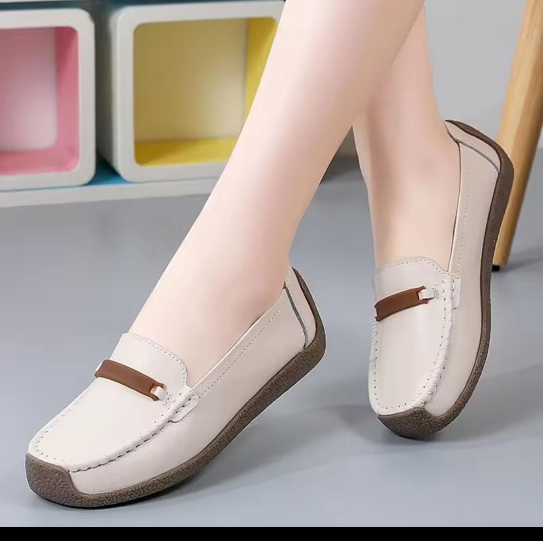 ⚡️Loafers LADIES ORIGINAL FLATS🥾WOMENS CLASSIC LEATHER FLATS BEST IN LONG WALKING AND LIGHT ACTIVITIES🥰😍high quality ladies/women water proof flats dancing shoes👟very cute as pictured/classy🔥🥰😍