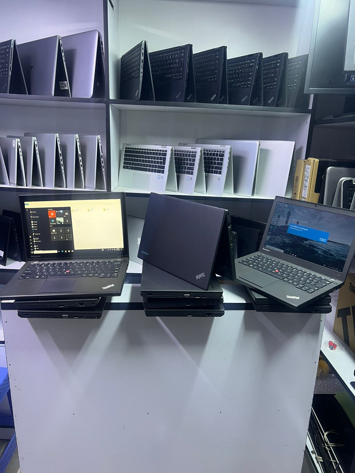 (SPECIAL OFFER) Refurbished Laptop Lenovo ThinkPad x250 Intel Core i5 8GB RAM 256GB SSD 12.5" Windows 11 Notebook Black 12-inch COMPUTER; PORTABLE LAPTOP +FREE BAG +FREE MOUSE