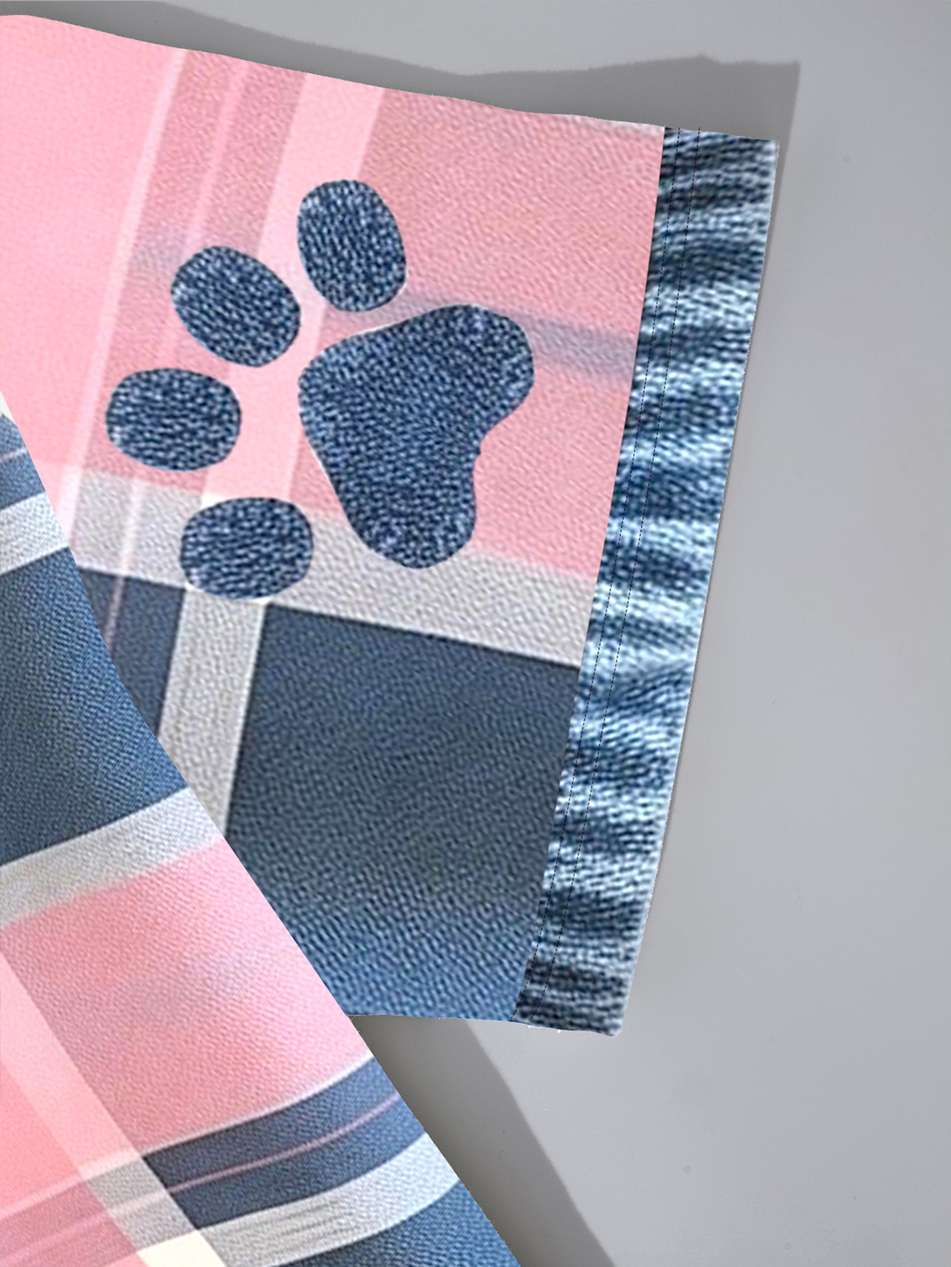 Women's Plaid T-Shirt, Short Sleeve Crew Neck Faux Denim Patchwork Tee, Casual Pink Blue Grid Print Top with Paw Print Details, Loose Fit Summer Blouse