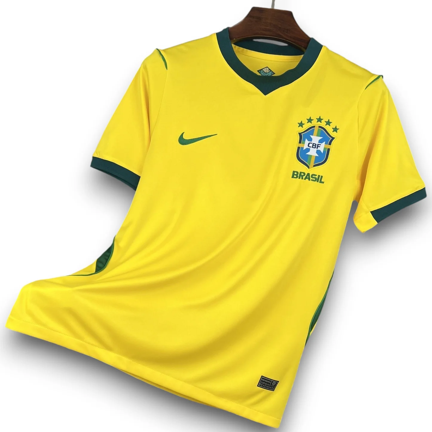 💛 SAMBA LEGENDARY • WORLD CUP 2026 🇧🇷 Brazil Fan Jersey – Iconic Yellow Football Kit ⚽ Breathable Sports Wear 🌟 Premium Replica Edition