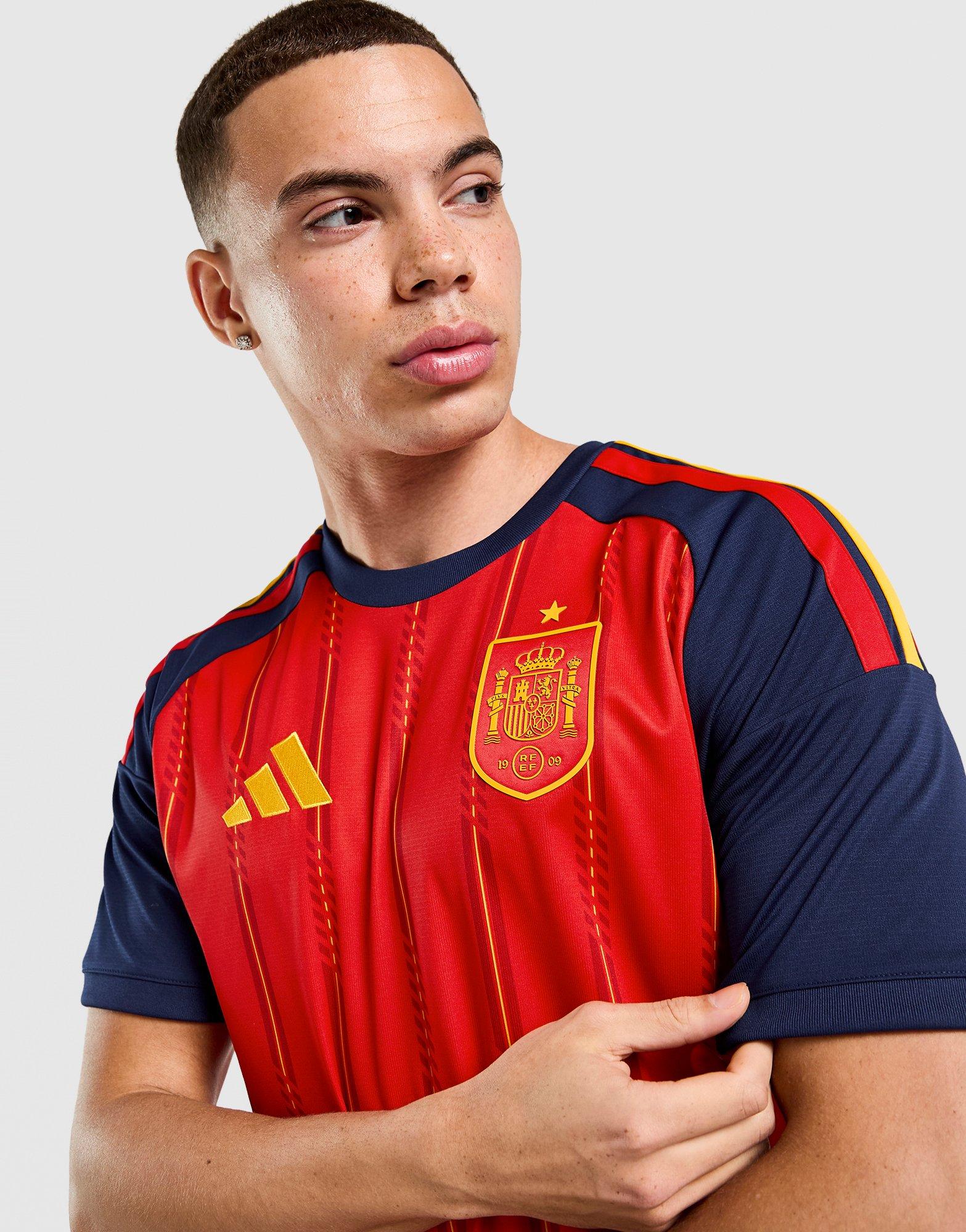 ❤️ FURIA ROJA ELITE • WORLD CUP 2026 🇪🇸 Spain Fan Jersey – Bold Red Football Kit ⚽ Breathable Sports Wear 🔥 Premium Replica Edition