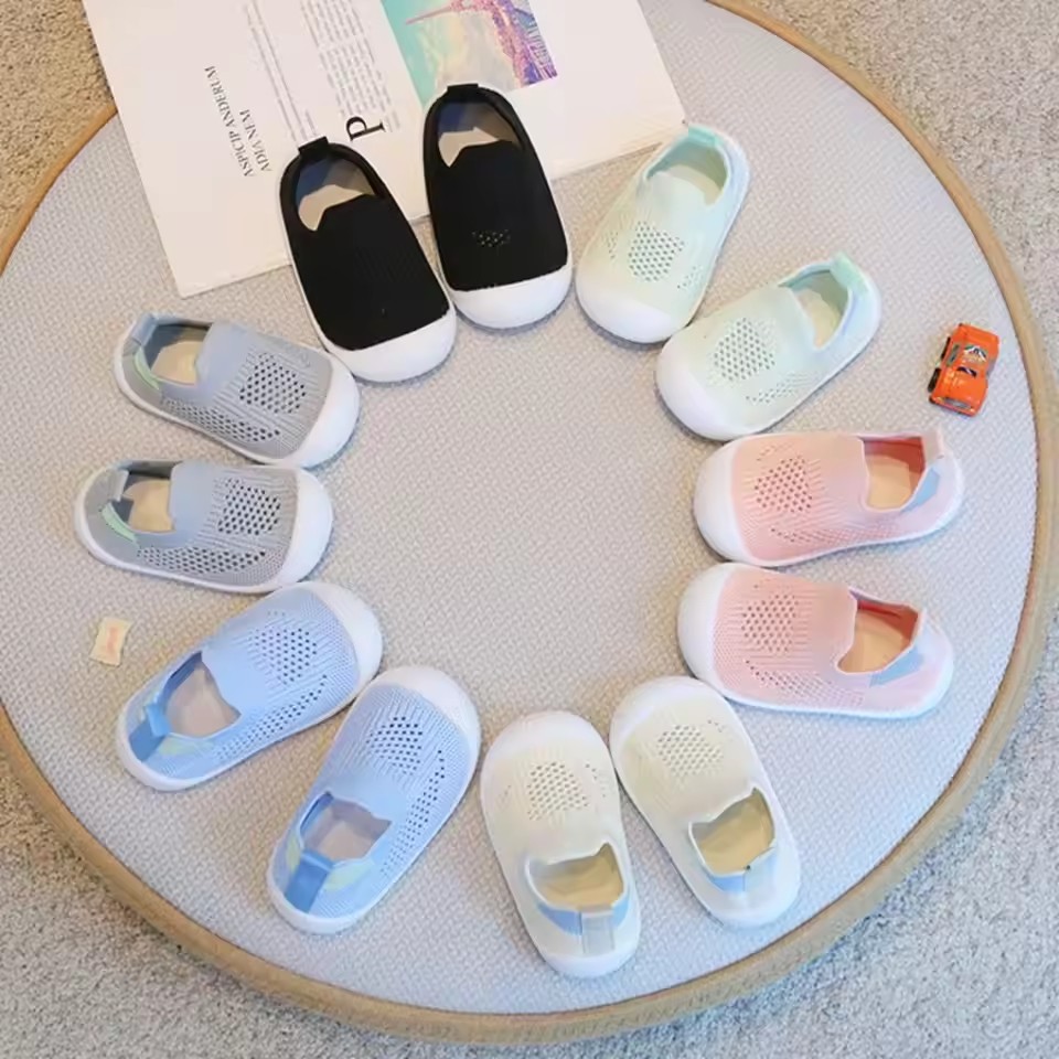 Spring Popular New Baby Shoes Mesh Knit Breathable Kid Girls Boys 0-3T Summer Slip-On Casual Sneakers Toddler Non-Skid Prewalker