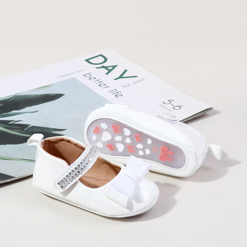 Hot Selling Spring And Autumn Baby Girls First Walking Indoor Outdoor Princess Shoes For 0-18 Months High Quality Toddler Shoes