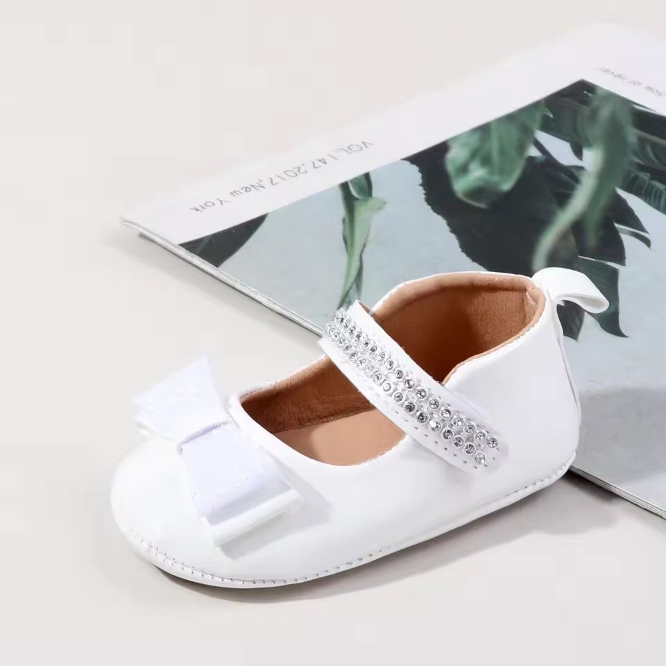 Hot Selling Spring And Autumn Baby Girls First Walking Indoor Outdoor Princess Shoes For 0-18 Months High Quality Toddler Shoes