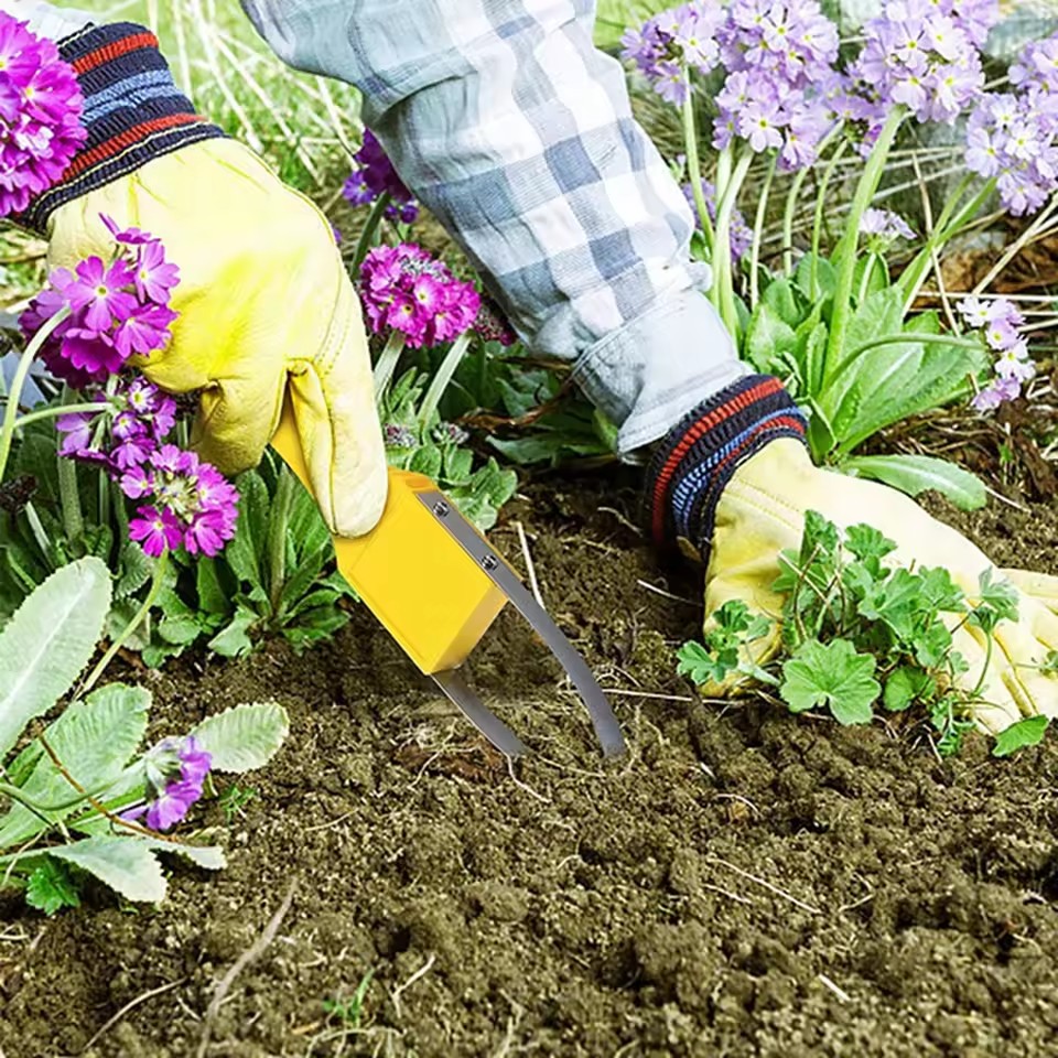Garden Cleaning Weeder Multifunctional Manual Weeder Tool Creative Manual Ring Weeding Shovel for Lawn Weeding Loosening