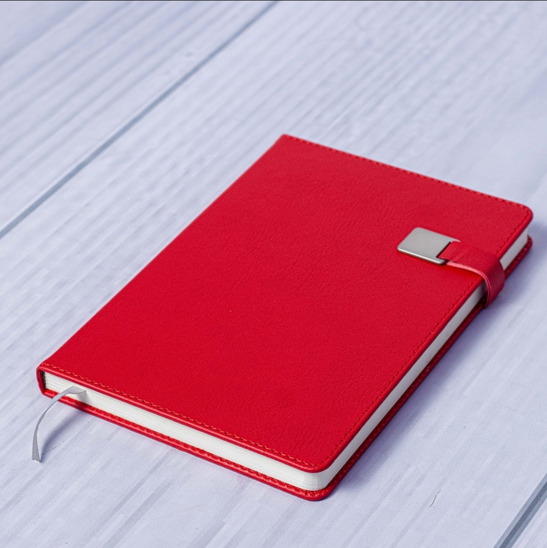 Ultimate E130 Executive Notebook & FREE Premium Luxury Pen – Elite Business Journal, Professional Meeting Diary, Hard Cover Planner, Office Notebook for Productivity, Study, Success