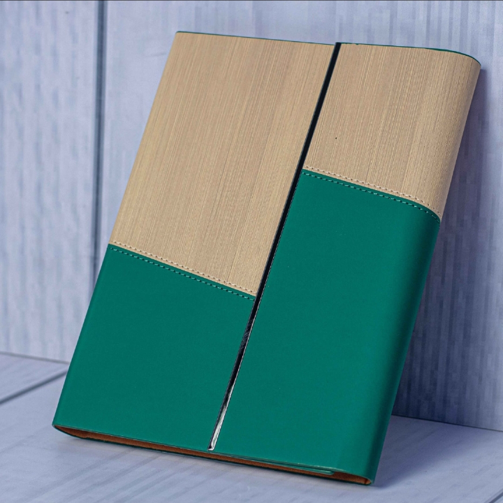 B5 Two-Tone Executive Notebook Journal with Free Pen – Premium Hardcover Diary for Office, School, Meetings & Daily Planning