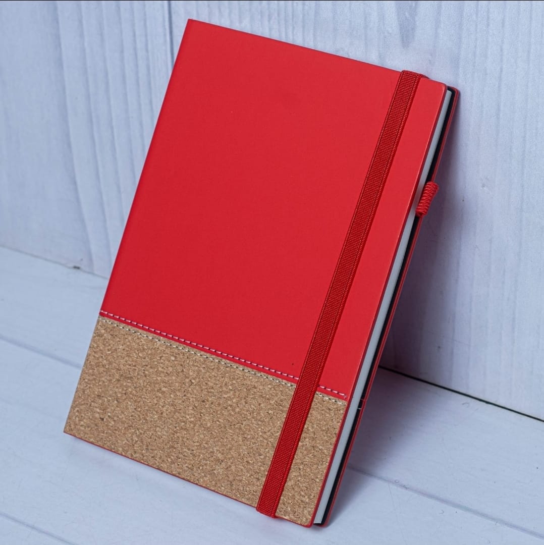 Flash Sale! Luxury A5 Woodbase Eco Notebook with FREE Executive Pen – Premium Wooden Cover Executive Diary, Business Journal, Office Planner & Professional Writing Notebook