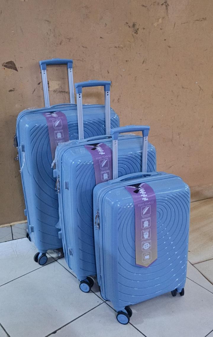 SUITCASE PEACH Fashion 3 IN 1 Unbreakable Luxurious Rubber Suitcase Briefcase Travel Bag Travel in style with this fashion-forward 3-in-1 luggage set. Crafted from unbreakable rubber
