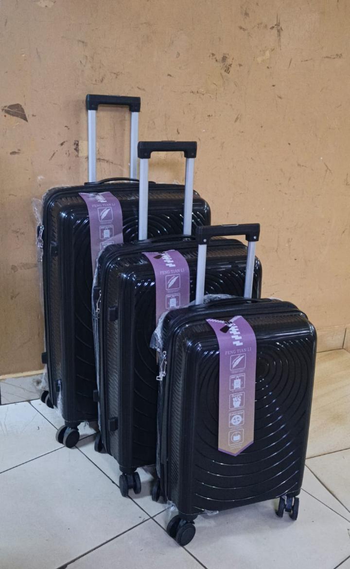 SUITCASE PEACH Fashion 3 IN 1 Unbreakable Luxurious Rubber Suitcase Briefcase Travel Bag Travel in style with this fashion-forward 3-in-1 luggage set. Crafted from unbreakable rubber