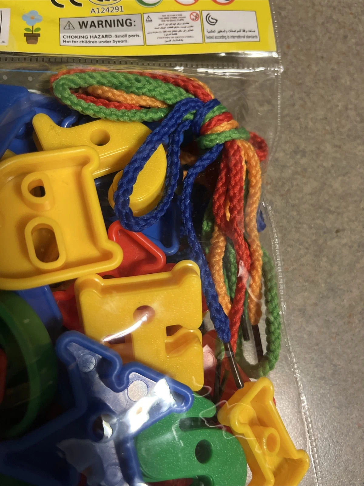 Educational Alphabet & Number Block Stringing Toy Set – Colorful Bead Lacing Kit for Fine Motor Skills & Early Childhood Spelling
