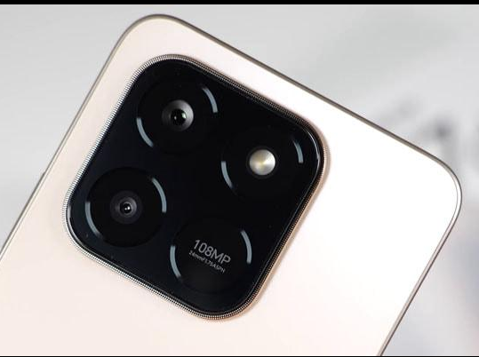Honor X7D 5G 5G Side Fingerprint, 6.7 inch Android 15 Magic OS 9.0 Snapdragon 6s Gen 3 Octa Core, Network: 5G Smart phone Honor X7D 5GSmart Phone, 256gb space 8GB Ram 6.7”inch 6500 mAh Battery.