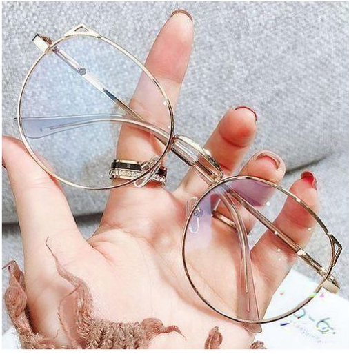 Women's Trend Anti Blue Light Eye Protection Glasses - Gold Enjoy your digital time, NO worry about eye fatigue, blurred vision and headache.