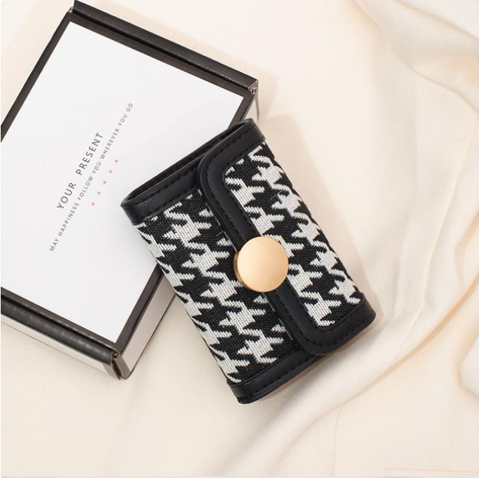 STY Women Short Wallet Ladies Coin Purse Tri-fold Geometric Patterns WalletMulti-card slot design: This wallet adopts a multi-card design. It can conveniently store and categorize various cards,