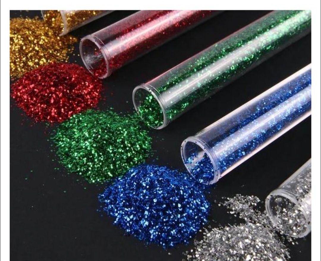 Assorted colors of fine glitter powder for Birthday party decorations
Festivals and holiday crafts
Nail salon and beauty applications
DIY art and craft sessions
Wedding and event décor
School art