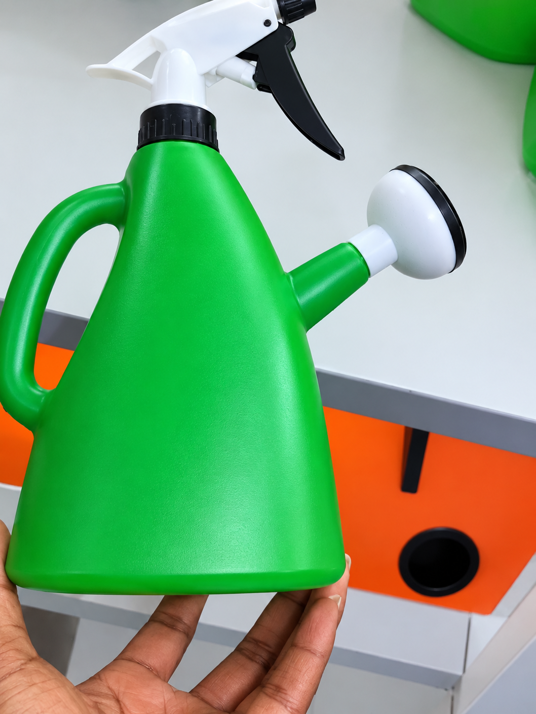 2 in 1 Handheld 1 litre Garden Watering Can & Sprayer