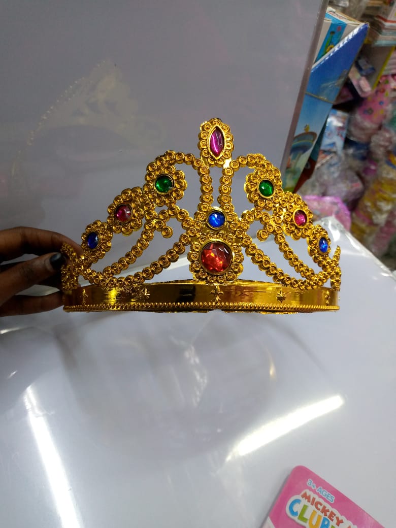 Royal Princess / Queen Crown Tiara 👑
Add a touch of elegance and royalty to any celebration with this stunning golden crown tiara. Designed with colorful sparkling gemstone accents, it is perfect!