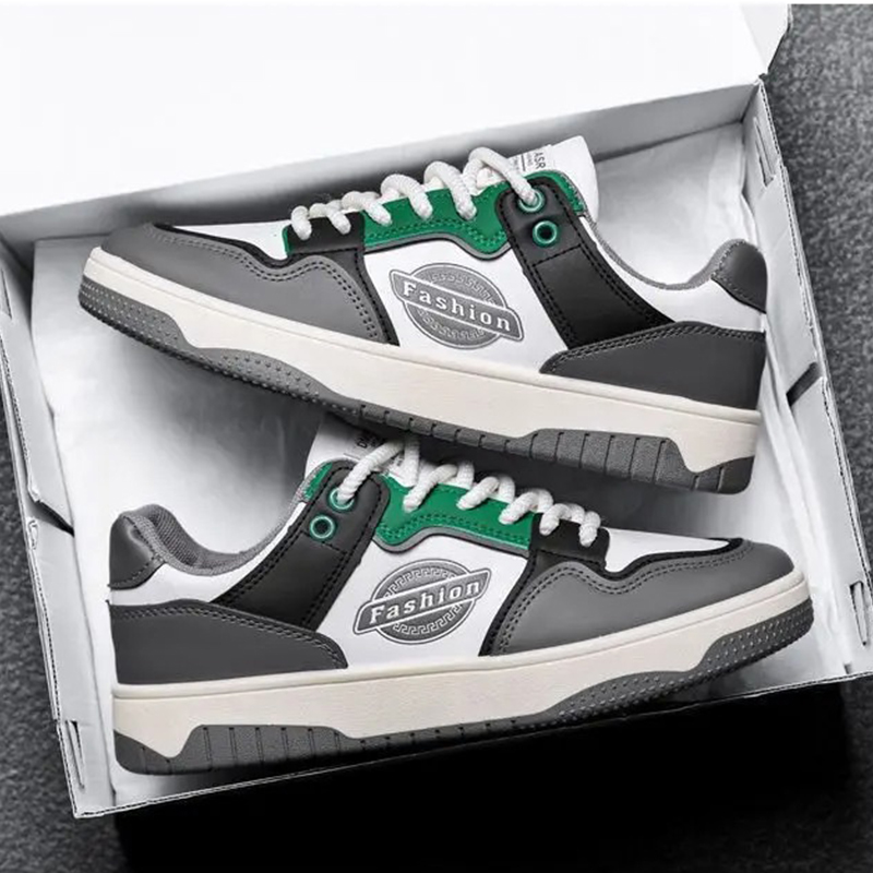 Men's shoes Trendy Board Shoes trend men's sports shoes men sneakers casual shoes lightweight comfortable men's versatile high-end  Anti-slip soft soled sports casual white flat shoes