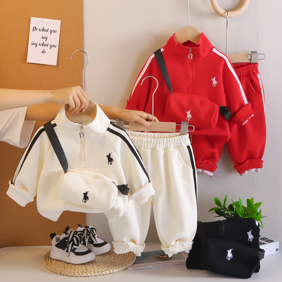 2026 Boys 2PCS Sports Outfit Set Half Zip Sweatshirt Jogger Pants with Crossbody Bag Casual Tracksuit Spring Autumn Kids Clothing