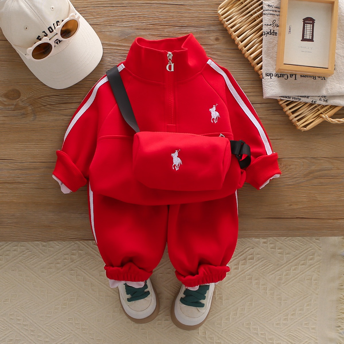 2026 Boys 2PCS Sports Outfit Set Half Zip Sweatshirt Jogger Pants with Crossbody Bag Casual Tracksuit Spring Autumn Kids Clothing