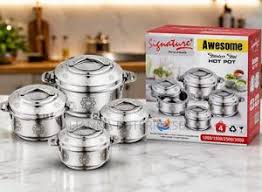 The Signature Marcopolo Stylish Hotpot is a premium stainless steel insulated casserole set designed to keep food hot or cold for extended periods.