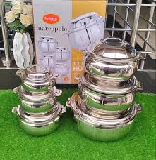 The Signature Marcopolo Stylish Hotpot is a premium stainless steel insulated casserole set designed to keep food hot or cold for extended periods.