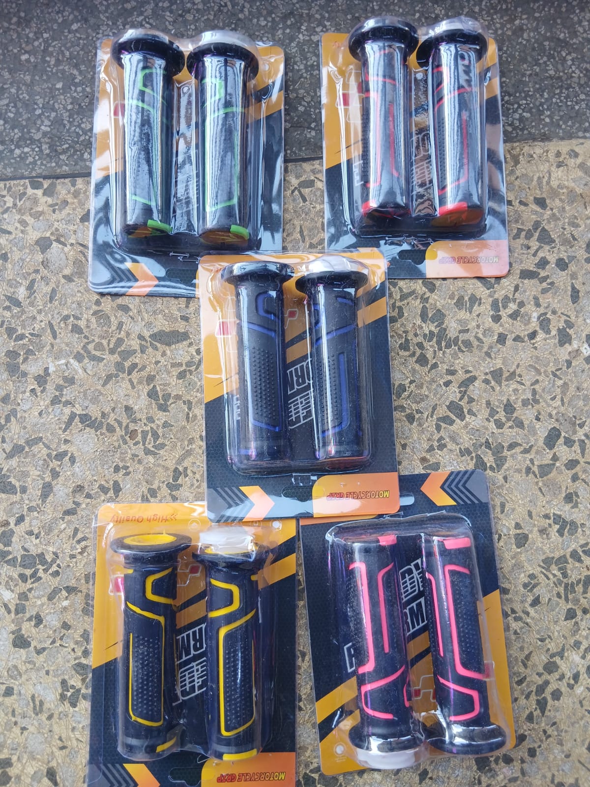 Anti-Slip Rubber Motorcycle Handle Grips – Universal Non-Slip Handlebar Grips for Motorbike & Bike.