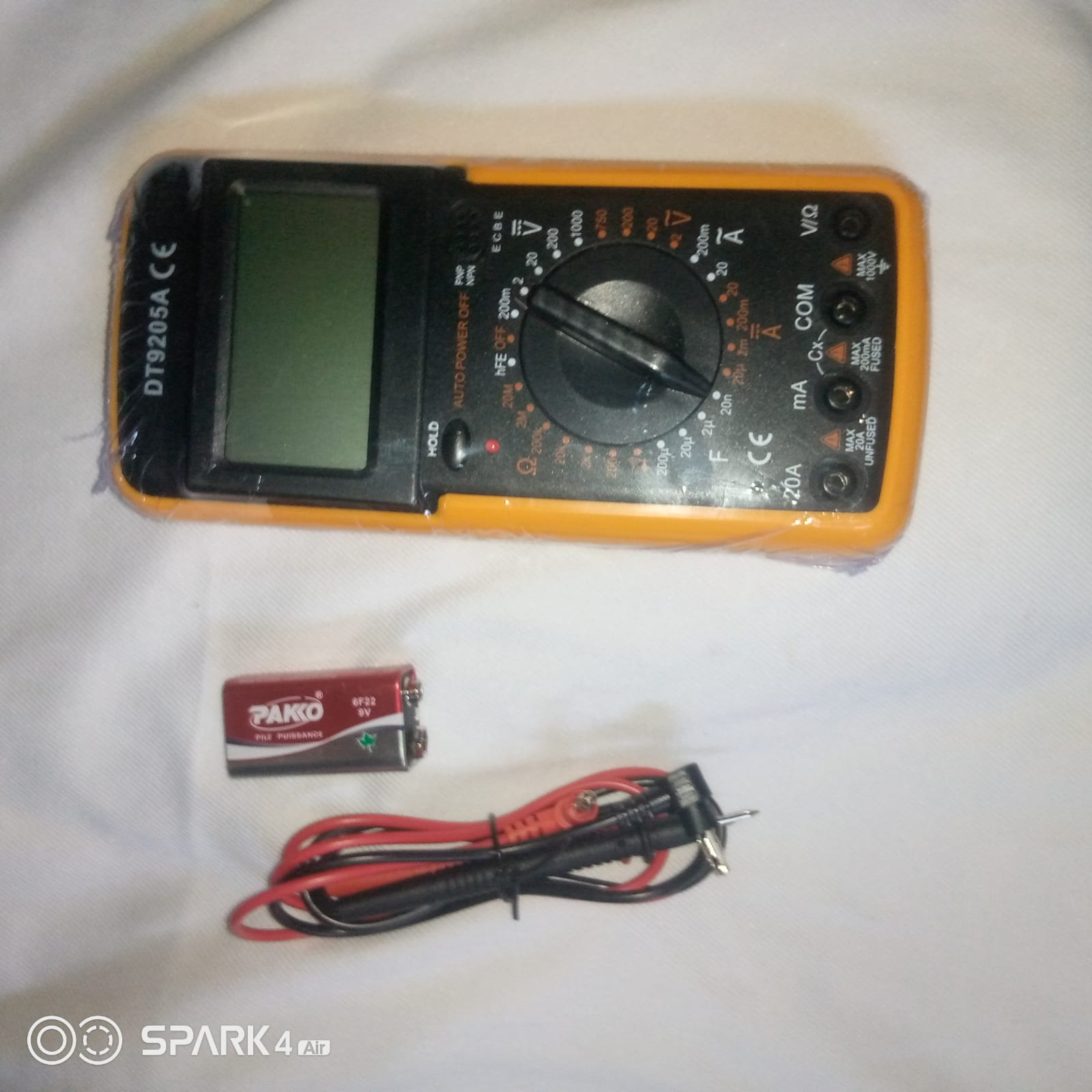 Digital Multimeter DT9205A LCD AC/DC Voltage Current Resistance Capacitance Frequency Diode Continuity Transistor Tester Electrical Measuring Meter
