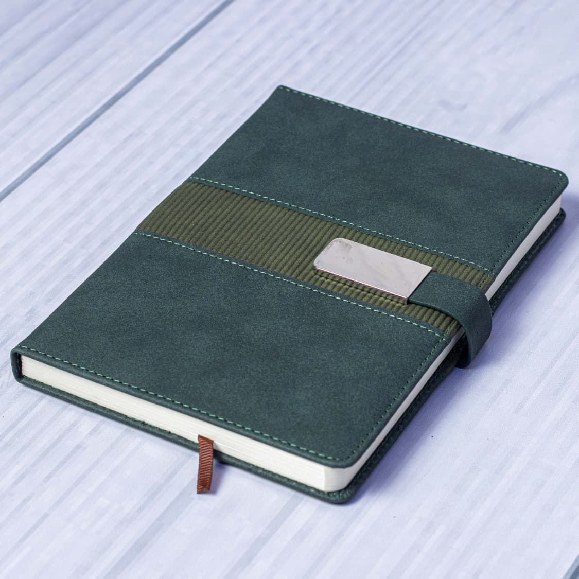📒 Executive A5 Silver Buckle Notebook – Premium PU Leather Journal ✨ Custom Logo (UV / DTF / Engraving) 🎁 Free Gift Included