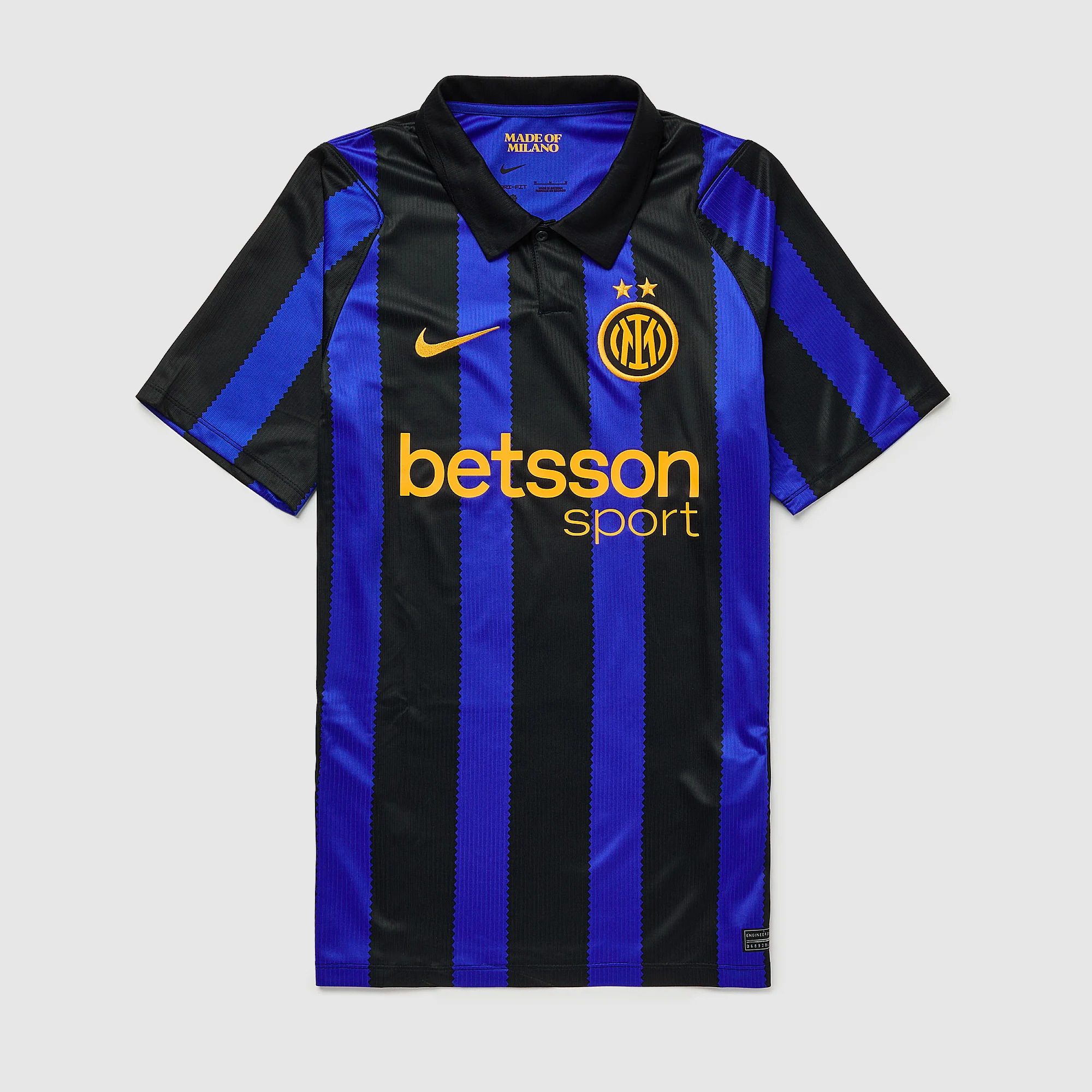 💙🖤 NERAZZURRI CITY STYLE! Inter Milan FC 2026/27 Home Jersey – Stylish Black & Lyon Blue Striped Football Shirt with Gold Details & Classic Collar for Matchday & Fans ⚽🔥