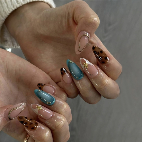 24Pcs Medium Almond Press on Nails French Tip Fake Nails with Brown Leopard Gold Line Design Glossy Reusable False Nail Artificial Acrylic Nails Press ons Holiday Stick on Nails for Women DIY Manicure