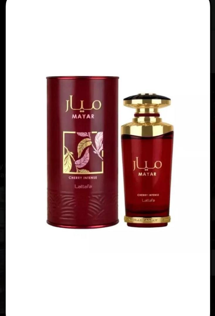 Lattafa Mayar Cherry Intense: Bold fruity-gourmand with juicy candied cherry, berries, almond, rose, vanilla, tonka, musk. Sweet, vibrant, warm, addictive. Smells like cherry jam + almond pastry. Femi