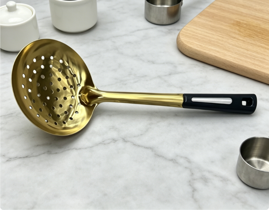 Stainless Steel Skimmer Strainer with Heat Resistant Handle, Metal Fry Pan Deep Pot Cooking Tool for Pancakes, Vegetables & Home Kitchen Use
