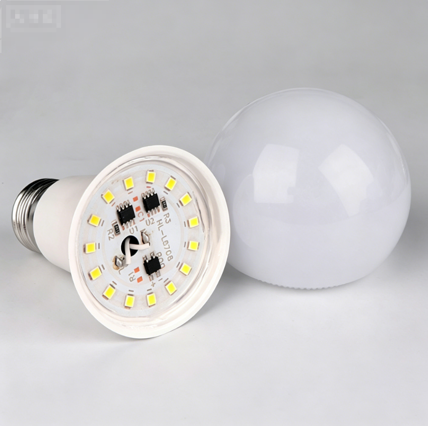 12W/15W rotary LED bulbs, energy-saving indoor lighting products, suitable for homes, kitchens, bedrooms and factories.