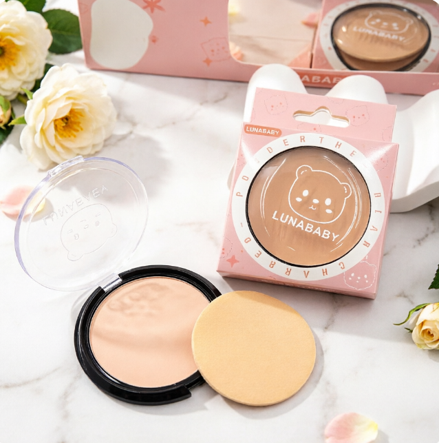 Powder bear figurine, oil-control moisturizing setting powder, long-lasting non-clumping concealer powder, daily facial makeup cosmetics