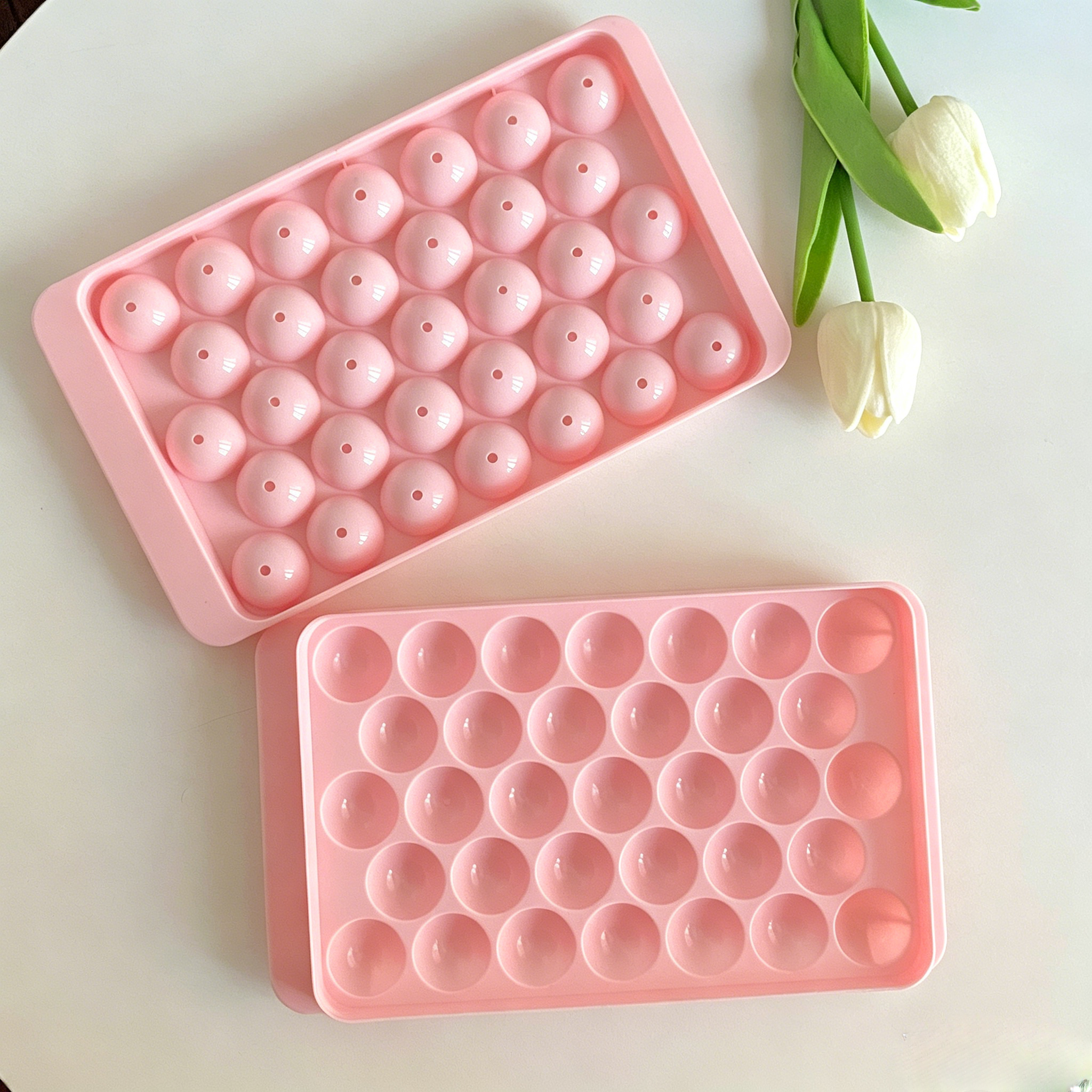 2Pcs Round Silicone Ice Cube Tray With Lid  Reusable Ice Maker Mold For Home Kitchen
