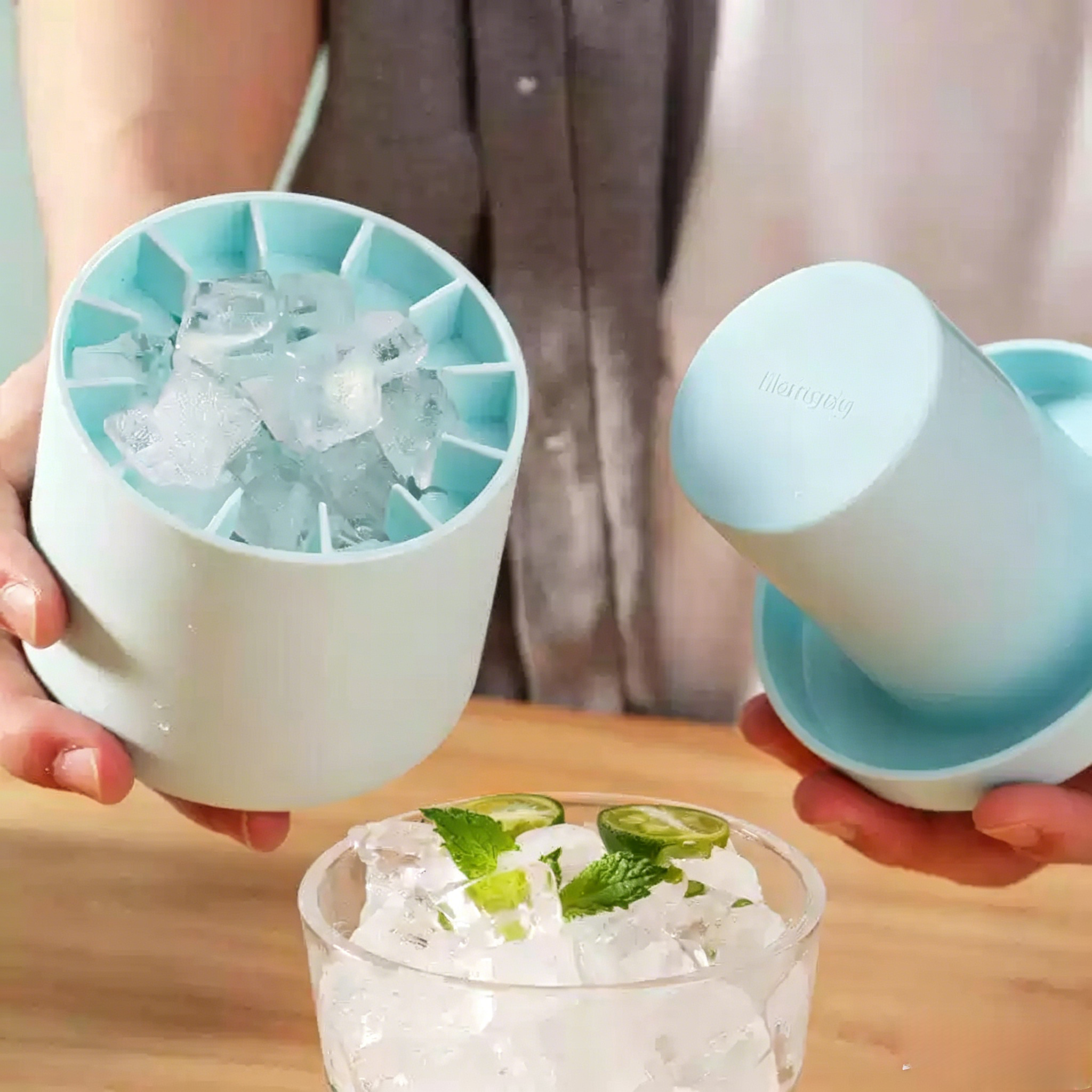 2Pcs Round Silicone Ice Cube Tray With Lid  Reusable Ice Maker Mold For Home Kitchen