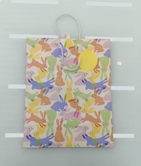Retro Plaid Paper Gift Bag With Handle & Tag, Luxury Portable Gift Tote for Birthday Wedding Holiday Party Present Packaging