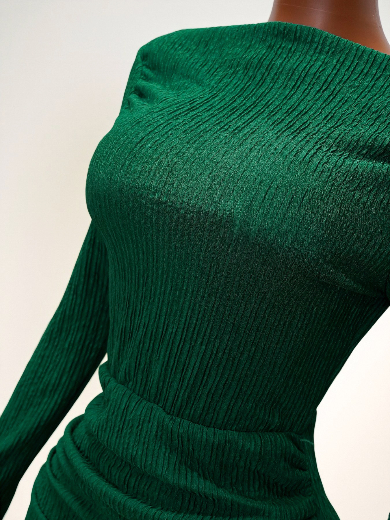 Hot Women's Clothing selling French knitted long sleeved high waisted slim fit retro dress for women